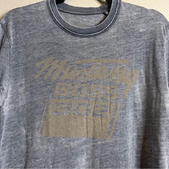 Lucky Brand Mustang Boss 302 Ford t-shirt. Perfect for casual outings. - Picture 1 of 5